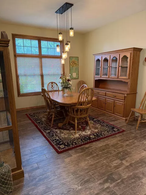 Dining - 1003 N 23rd Ave, Ozark, MO 65721 photo 2 of 2