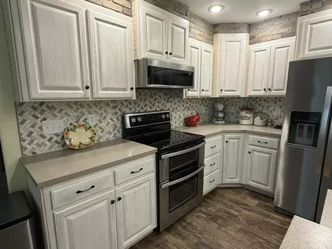 Kitchen - 1003 N 23rd Ave, Ozark, MO 65721 photo 2 of 18