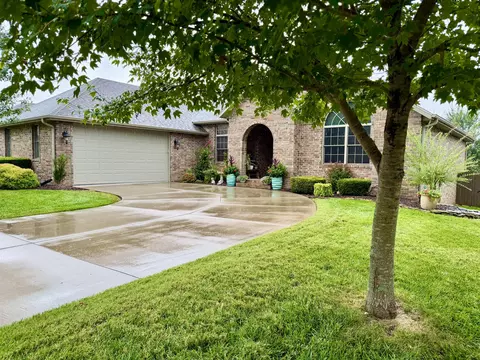Exterior - 1003 N 23rd Ave, Ozark, MO 65721 photo 5 of 18