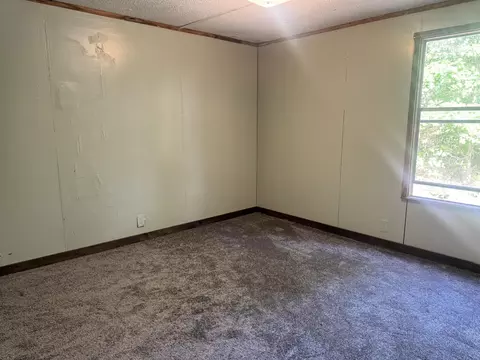 Bedroom - 37 Clear Brook Ln, Tunas, MO 65764 photo 6 of 6