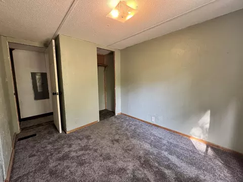 Bedroom - 37 Clear Brook Ln, Tunas, MO 65764 photo 4 of 6