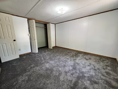 Bedroom - 37 Clear Brook Ln, Tunas, MO 65764 photo 2 of 6