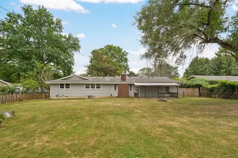 Exterior - 677 W Westview St, Springfield, MO 65807 photo 6 of 14