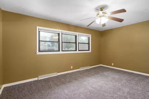 Bedroom - 677 W Westview St, Springfield, MO 65807 photo 2 of 2