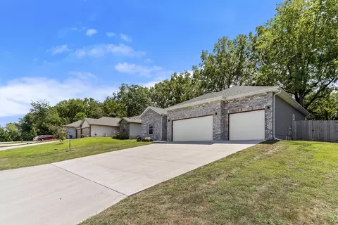 Exterior - 434 E Logan St, Willard, MO 65781 photo 10 of 10