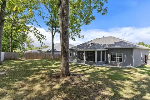 Exterior - 434 E Logan St, Willard, MO 65781 photo 5 of 10