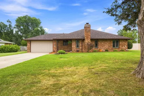 Exterior - 1240 S Arcadia Ave, Springfield, MO 65804 photo 7 of 7