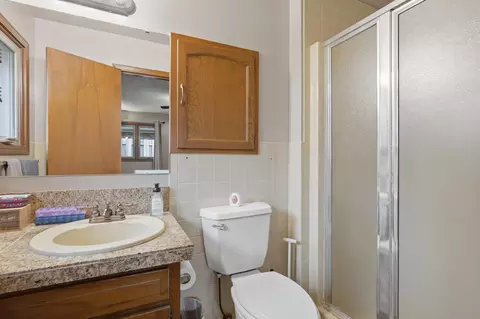 Bath - 1240 S Arcadia Ave, Springfield, MO 65804 photo 1 of 3