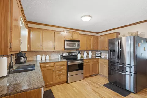 Kitchen - 1240 S Arcadia Ave, Springfield, MO 65804 photo 1 of 2