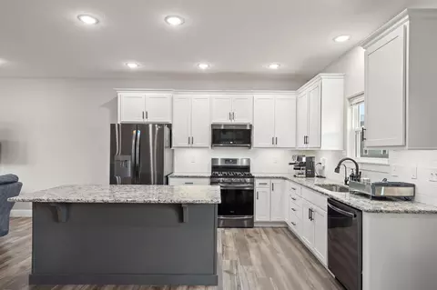 Kitchen - 1106 S Strait Ave, Ozark, MO 65721 photo 1 of 3