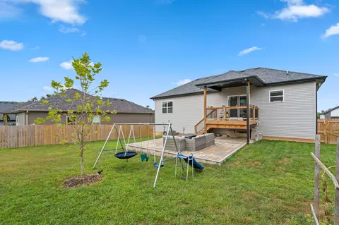 Exterior - 1106 S Strait Ave, Ozark, MO 65721 photo 6 of 7