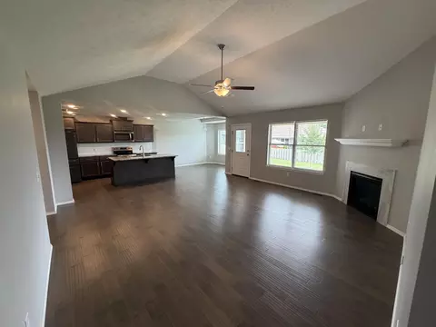 Living - 730 E Penzance Cir, Nixa, MO 65714 photo 5 of 6