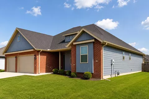 Exterior - 730 E Penzance Cir, Nixa, MO 65714 photo 2 of 3