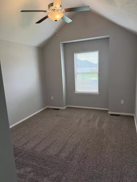 Bedroom - 730 E Penzance Cir, Nixa, MO 65714 photo 5 of 6