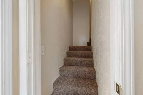 Entry Way - 1217 N Forest Ave, Springfield, MO 65802 photo 1 of 3