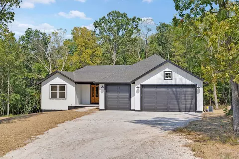 6826 N Farm Road 53, Walnut Grove, MO 65770