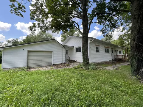 Exterior - 726 Mcnatt Ave, Aurora, MO 65605 photo 1 of 2