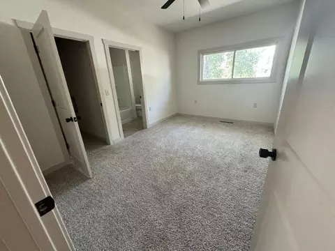 Bedroom - 726 Mcnatt Ave, Aurora, MO 65605 photo 3 of 3