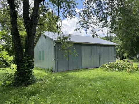 Other - 726 Mcnatt Ave, Aurora, MO 65605 photo 4 of 10