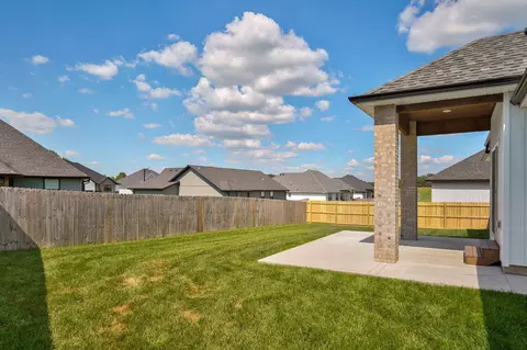Exterior - 3041 E Heritage St, Republic, MO 65738 photo 5 of 8