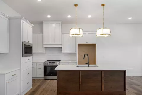 Kitchen - 3041 E Heritage St, Republic, MO 65738 photo 1 of 3