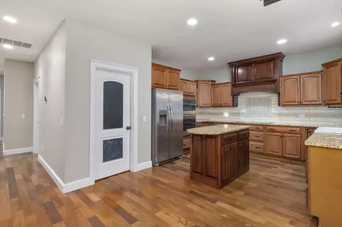 5806 S Brightwater Trl, Springfield, MO 65810 photo 7