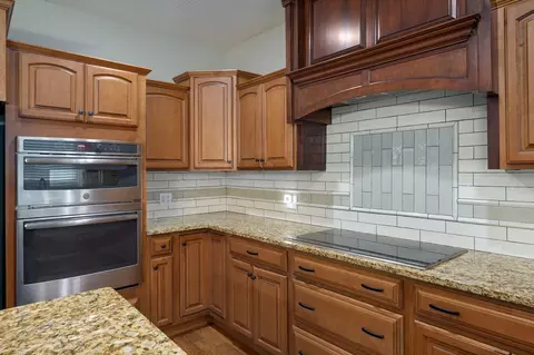 5806 S Brightwater Trl, Springfield, MO 65810 photo 10