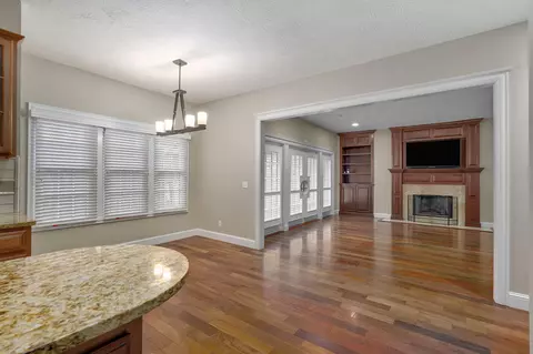 5806 S Brightwater Trl, Springfield, MO 65810 photo 12