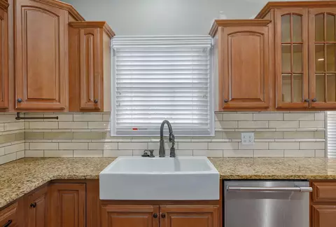 5806 S Brightwater Trl, Springfield, MO 65810 photo 11