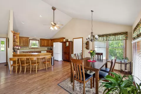Dining - 1424 Chadwick Rd, Chadwick, MO 65629 photo 1 of 2