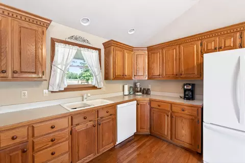 Kitchen - 1424 Chadwick Rd, Chadwick, MO 65629 photo 4 of 4