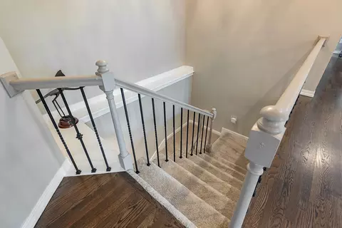 Entry Way - 4900 S Bellhurst Ave, Springfield, MO 65804 photo 6 of 9