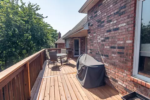 Exterior - 4900 S Bellhurst Ave, Springfield, MO 65804 photo 8 of 12
