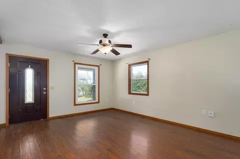 Living - 104 S Delaware St, Nixa, MO 65714 photo 1 of 3