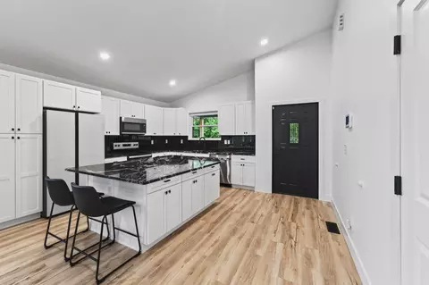 Kitchen - 3246 W State St, Springfield, MO 65802 photo 3 of 5