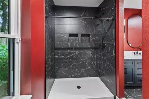 Bath - 3246 W State St, Springfield, MO 65802 photo 2 of 5