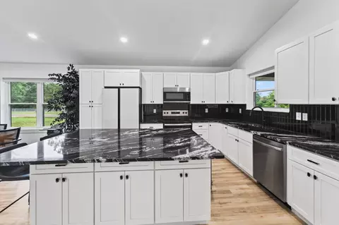 Kitchen - 3246 W State St, Springfield, MO 65802 photo 2 of 5
