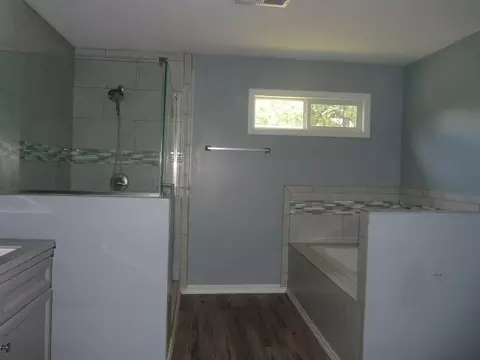 Bath - 418 County Road 521, Gainesville, MO 65655 photo 2 of 3