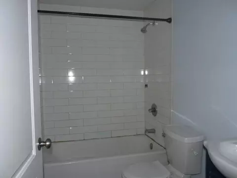Bath - 418 County Road 521, Gainesville, MO 65655 photo 1 of 3