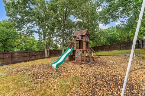Exterior - 139 Grape Ln, Branson, MO 65616 photo 7 of 10