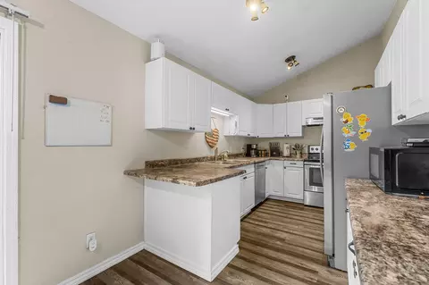 Kitchen - 139 Grape Ln, Branson, MO 65616 photo 1 of 3