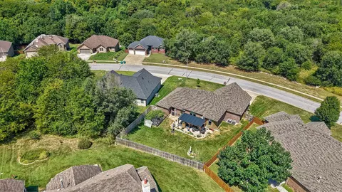 View/Area - 1124 E Headley St, Springfield, MO 65803 photo 2 of 3