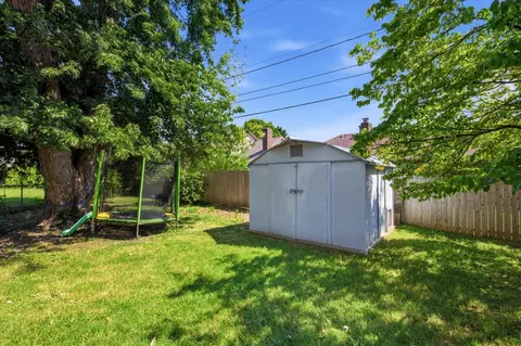 Exterior - 835 E Jewett St, Springfield, MO 65807 photo 10 of 11