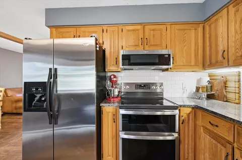 Kitchen - 835 E Jewett St, Springfield, MO 65807 photo 2 of 4