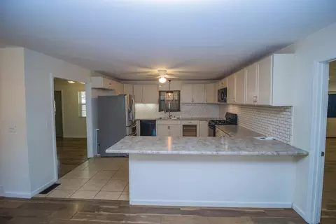 Kitchen - 2541 Bunker Rd, Harrison, AR 72601 photo 2 of 3
