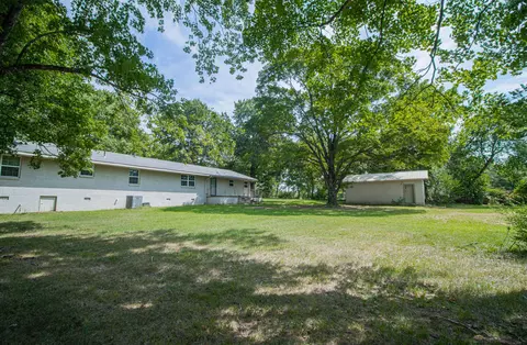 Exterior - 2541 Bunker Rd, Harrison, AR 72601 photo 7 of 9