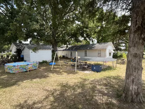 Exterior - 604 Washington St, Purdy, MO 65734 photo 3 of 10