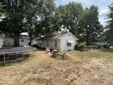 Exterior - 604 Washington St, Purdy, MO 65734 photo 2 of 10