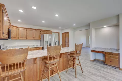 Kitchen - 21419 Jester Ln, Webb City, MO 64870 photo 4 of 5