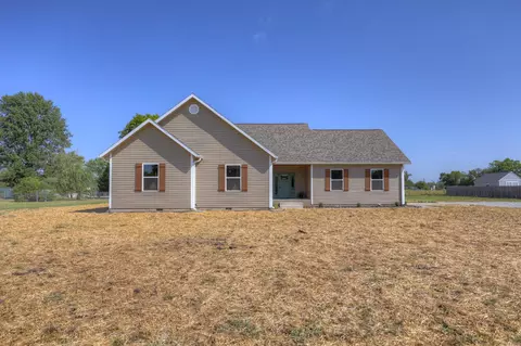 Exterior - 21419 Jester Ln, Webb City, MO 64870 photo 2 of 8